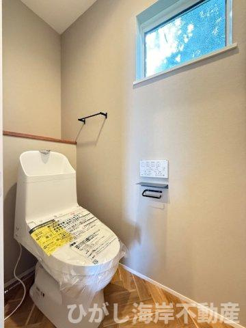 藤沢市辻堂東海岸1丁目　新築戸建　全3棟のトイレ|洗浄機能付きお手洗い