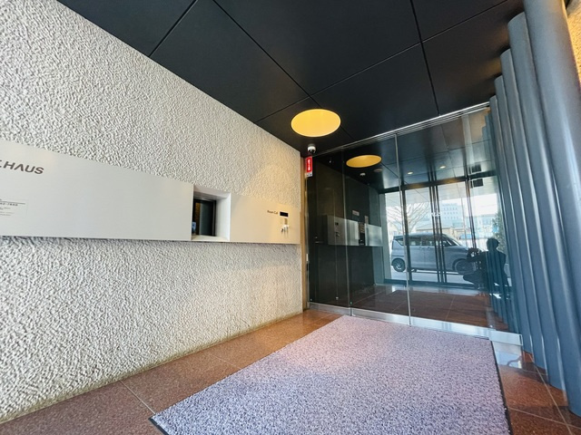 Ｔ－ＨＡＵＳのロビー