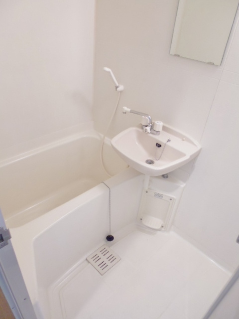 Ｔ－ＨＡＵＳの浴室