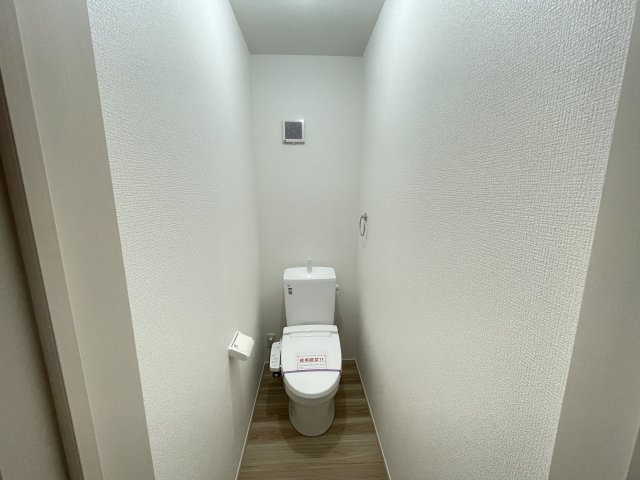 藤岡市岡之郷１期（全１棟）１号棟のトイレ|建物完成済みでございます。お部屋のご内覧可能でございます。お気軽にお問合せ下さいませ(^▽^)/