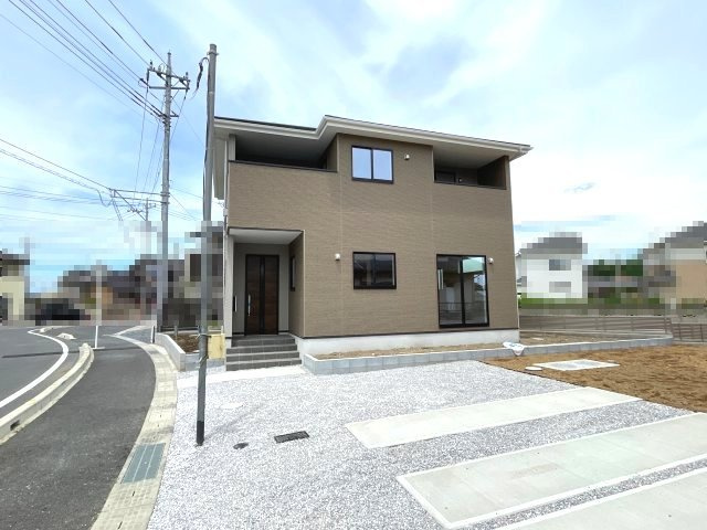 藤岡市岡之郷１期（全１棟）１号棟の外観|建物完成済みでございます。お部屋のご内覧可能でございます。お気軽にお問合せ下さいませ(^▽^)/