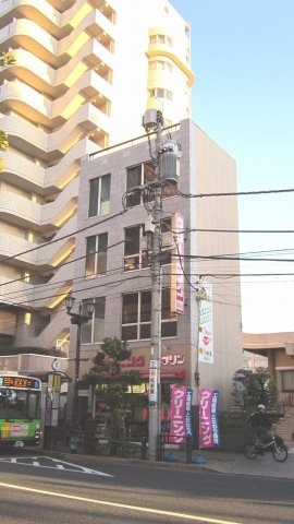 タカギビルの外観