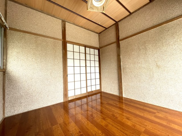 早野ＢＥＴＴＥＩの洋室