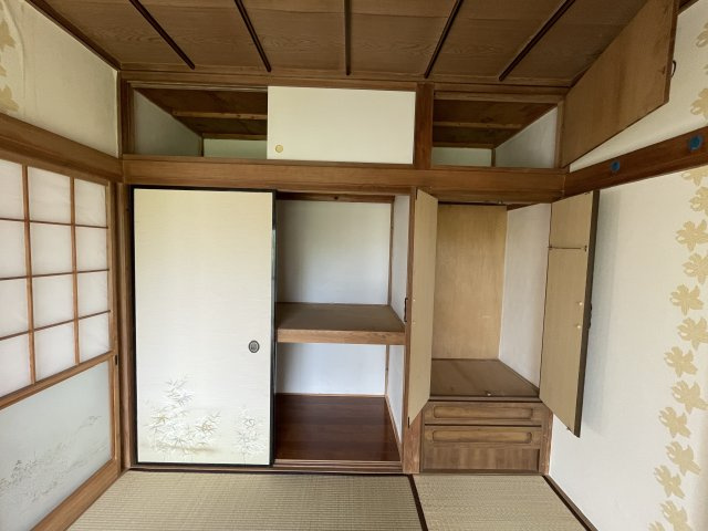 早野ＢＥＴＴＥＩの洋室