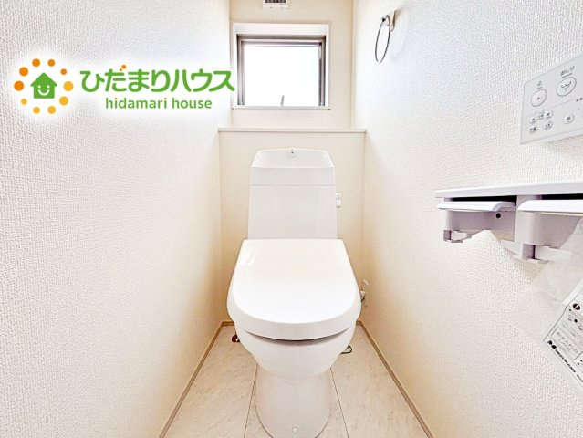 【トイレ】 | 石岡市府中第1　新築戸建　3号棟 | 白を基調としたトイレは、インテリア次第でどんな空間になるかワクワクしますね♪