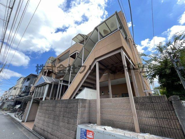 武蔵野市西久保２丁目の賃貸マンションの外観