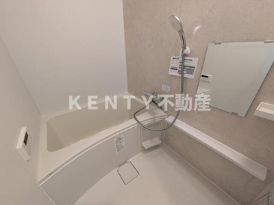 【浴室】 | 山田ビル | 落ち着いた空間のお風呂です