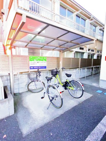東村山市野口町３丁目のアパートのキッチン