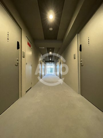 WORVE大阪本町の内装|WORVE大阪本町　内廊下