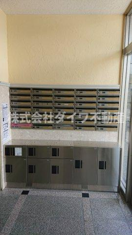 グランデュールのその他共用部分|不在時も安心の宅配BOX付き