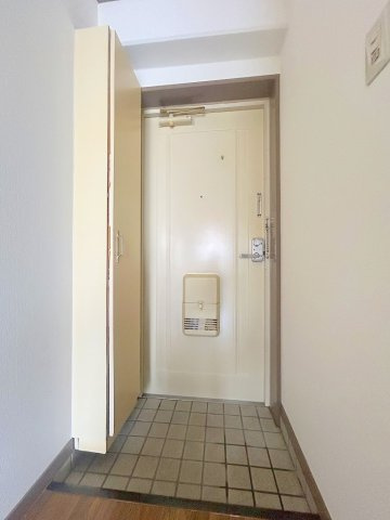 【玄関】 | ラヴォール国泰寺