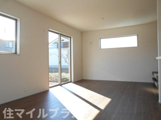 【居間・リビング】 | 郡山市大槻町前畑新築一戸建て3棟 | ゆったり過ごせる居間です