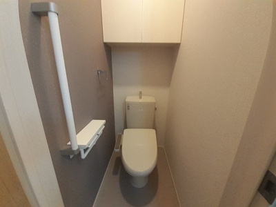 【トイレ】 | コンフォースＨＩＳＡＧＯ | ゆったりとした空間のトイレです