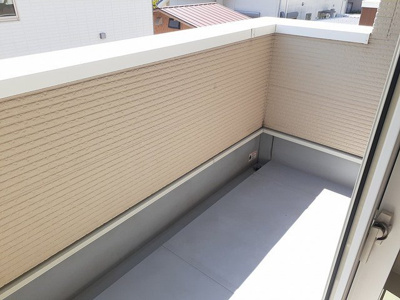 【バルコニー】 | スモールヴィレッジⅡ | バルコニーがあります