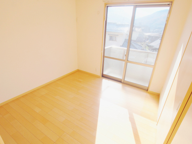 エスポアール瀬野　A棟の洋室