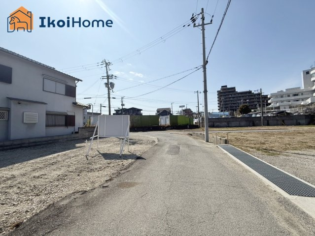 明石市林崎町　土地の前面道路含む現地写真|●年中無休：当日予約可●前面道路は約4.3ｍ！交通量も少なく安心です！
