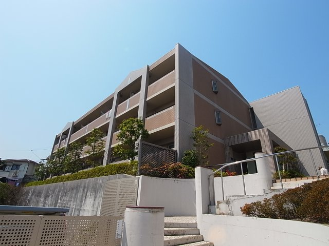 メイプル平和台