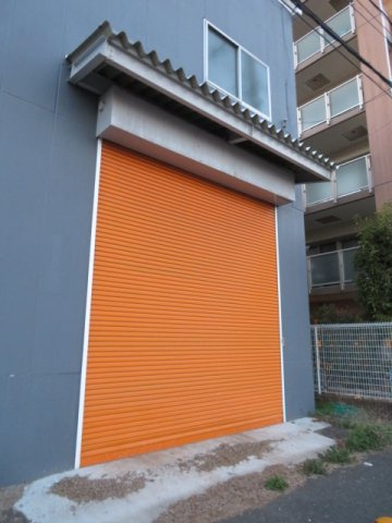 厚木市岡田２丁目の工場