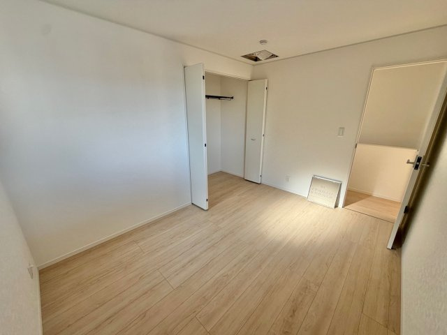盛岡市本宮　第2の洋室