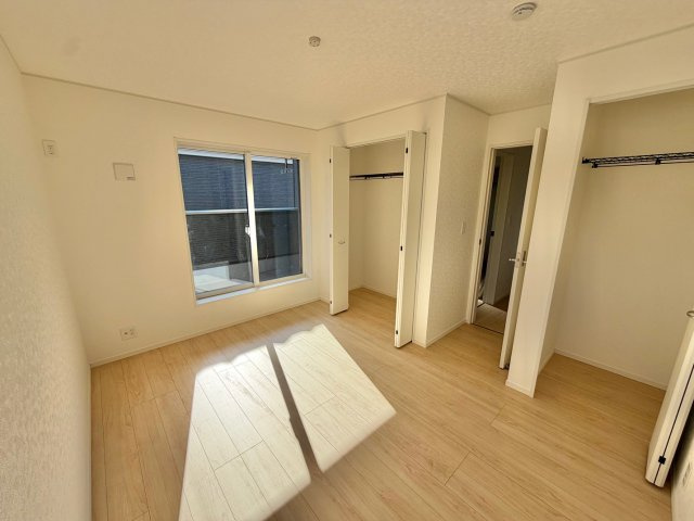 盛岡市本宮　第2の洋室