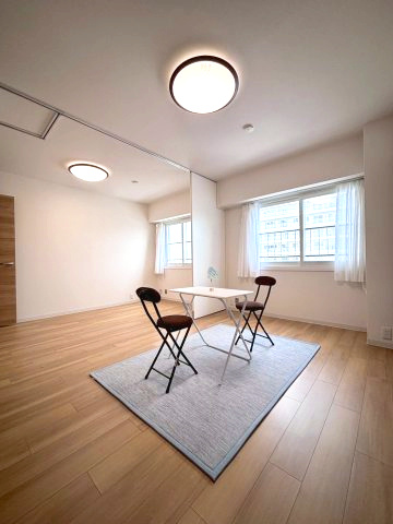 北斗シティB棟の洋室