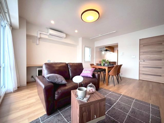 北斗シティB棟の居間・リビング