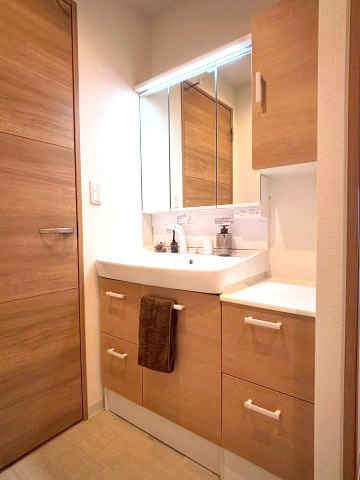 北斗シティB棟の独立洗面台