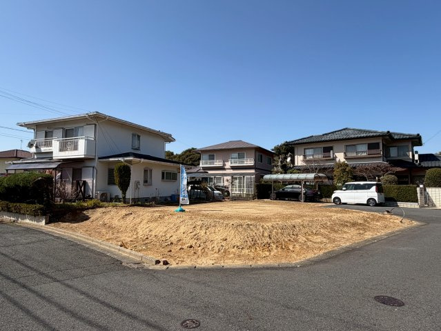 【前面道路含む現地写真】の画像