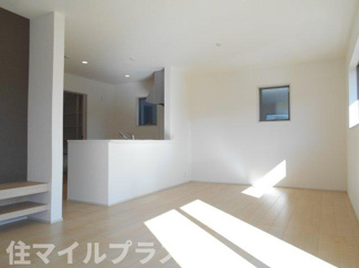 【居間・リビング】 | 郡山市大槻町前畑新築一戸建て3棟 | おしゃれなリビングです