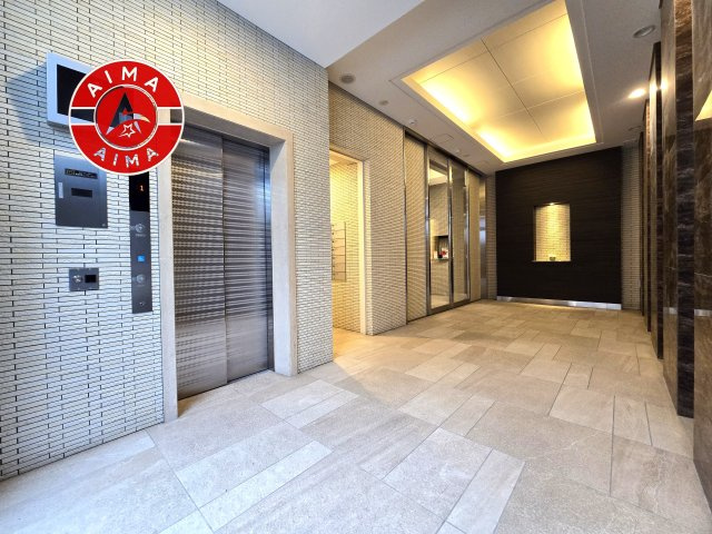 クリオラベルヴィ呉服町のエントランス|エントランスロビーや共有部はデザイン性があります。