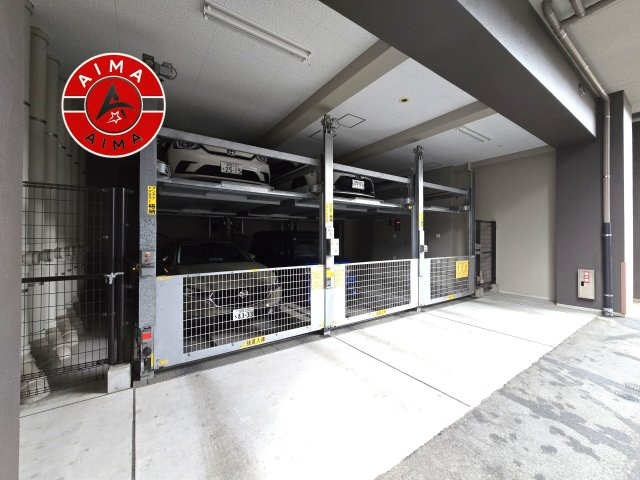 クリオラベルヴィ呉服町の駐車場|駐車場が敷地内にあるため、防犯面でも安心してお車をご利用いただけます。