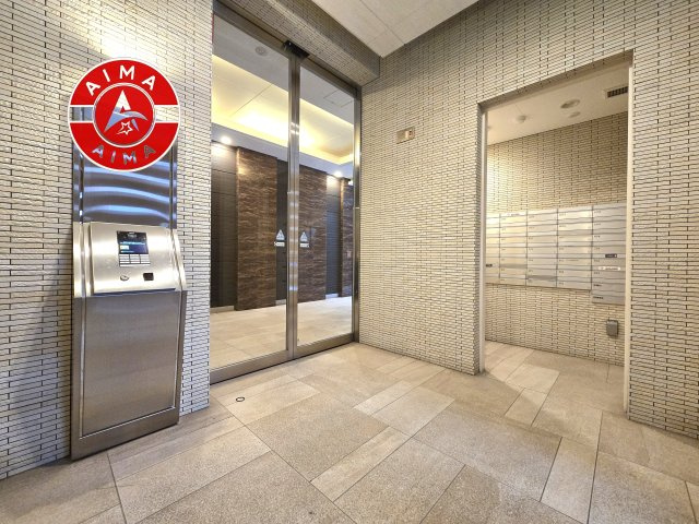 クリオラベルヴィ呉服町のロビー|広々としたロビー空間で、ゆとりある共有スペースです。