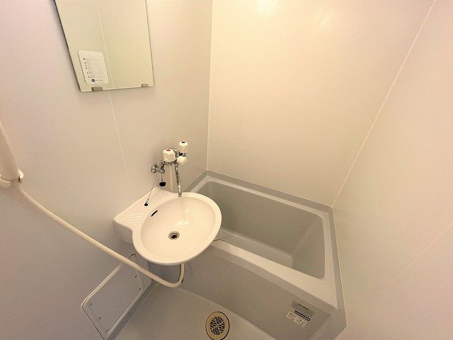 レオパレスエクセレント２号館の浴室