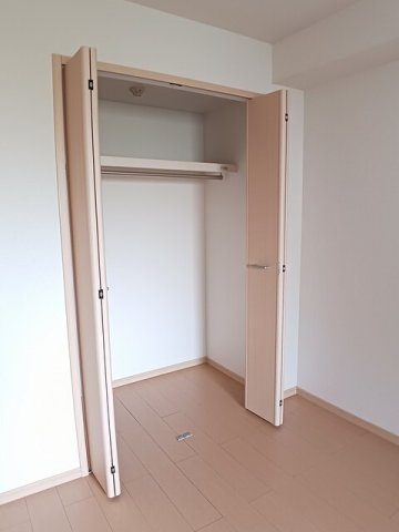 フランの収納