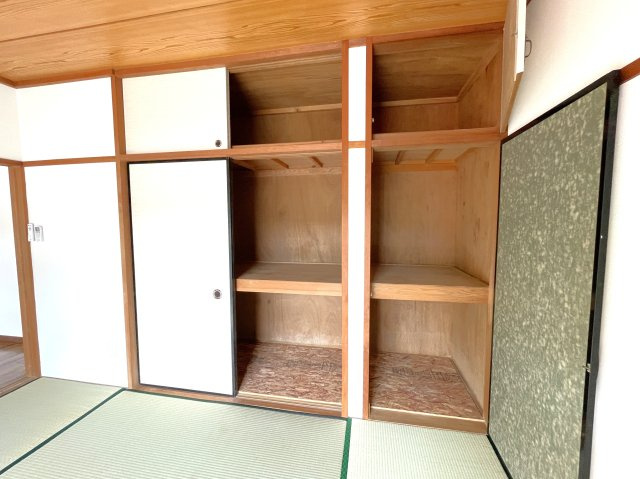 横山ハイツの収納