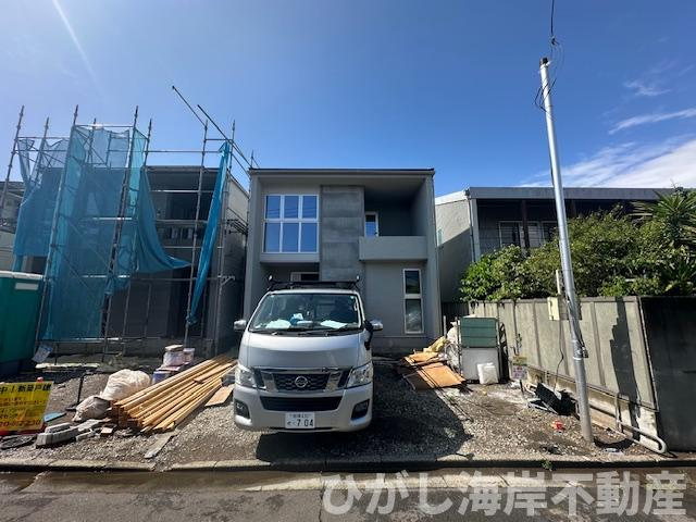 藤沢市辻堂東海岸3丁目　新築戸建　全２棟の外観|5月1日撮影　建築中　現地外観