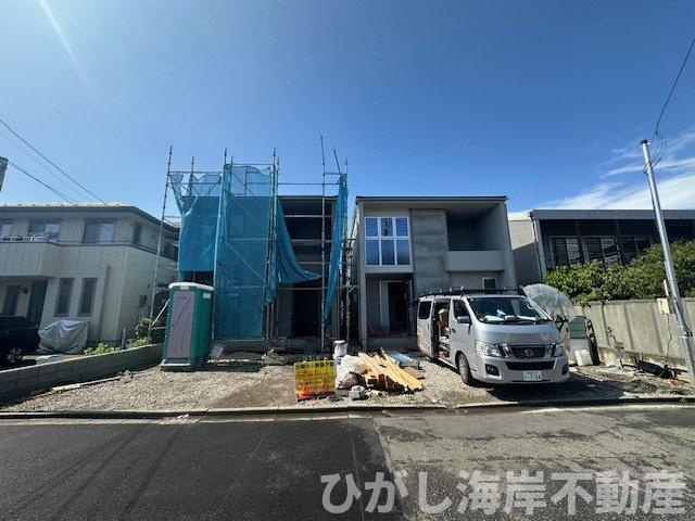 藤沢市辻堂東海岸3丁目　新築戸建　全２棟の外観|5月1日撮影　建築中　現地外観