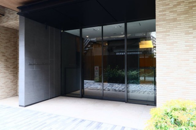【エントランス】 | デュオヴェール赤羽ＦｏｒｅｓｔＣｏｕｒｔ