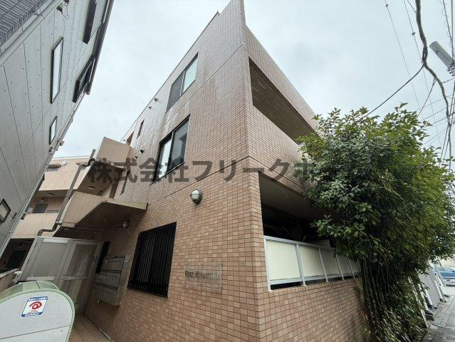 武蔵野市関前４丁目の賃貸マンションの外観
