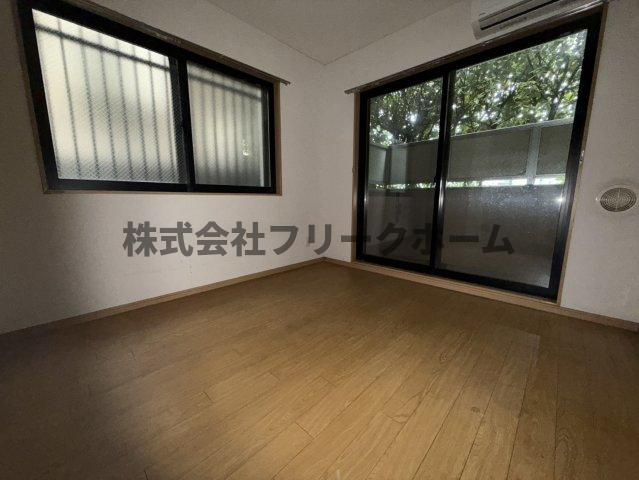 武蔵野市関前４丁目の賃貸マンションの居間・リビング