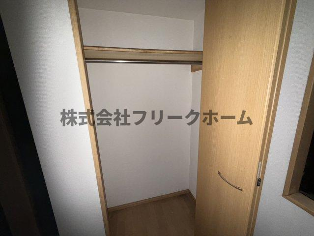 武蔵野市関前４丁目の賃貸マンションの収納