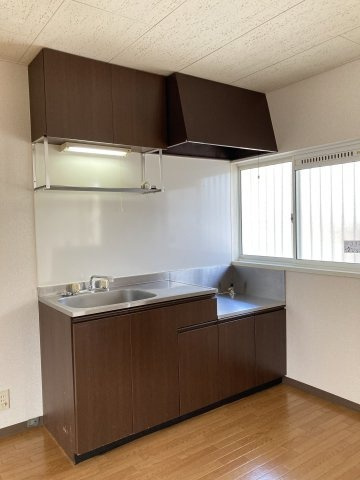 三浦市南下浦町上宮田のアパートの内装|内装は落ち着いています