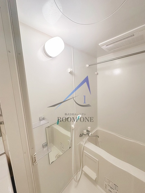 メインステージ千代田岩本町コモデの浴室|お風呂です。