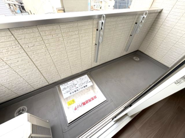 ラポール岡本のバルコニー