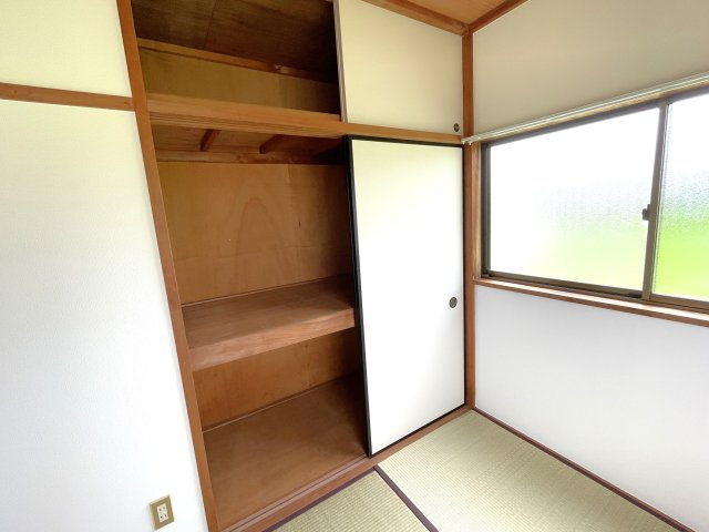 横山ハイツの収納