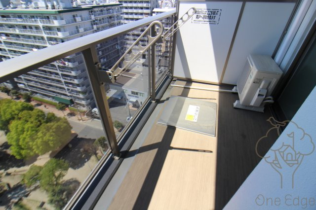 ラルシェパルク新大阪のバルコニー