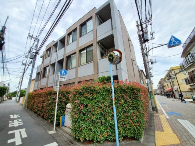 Ｙ’ｓ　Ｓｔｕｄｉｏ