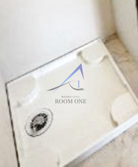 プランドール東大泉の設備|洗濯機置き場です。