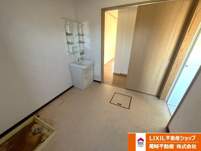 八甫2丁目中古戸建の洗面所|洗面所