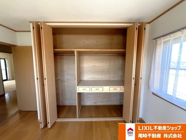 八甫2丁目中古戸建の収納|2階東側洋室収納